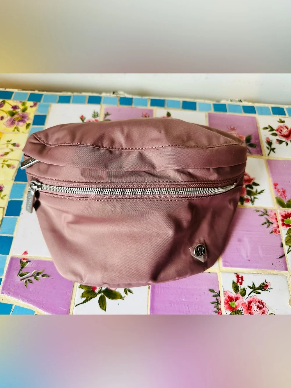 lululemon dusty rose belt bag Amazon.com: Everywhere Bag, 1L (Blissful Pink) : Clothing, Shoes & Jewelry but thats not all lululemon Everywhere Belt Bag (1L)